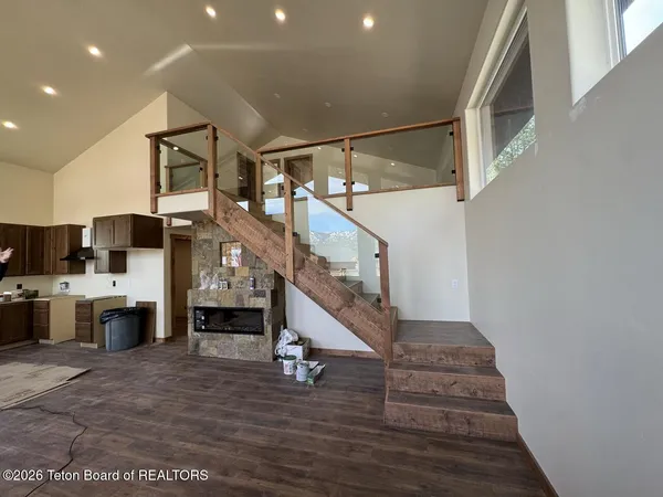 $1,090,000 | 347 Alpine Mdw Loop, Alpine, WY 83128