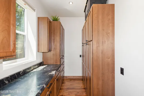 $1,090,000 | 347 Alpine Mdw Loop, Alpine, WY 83128