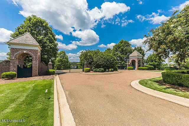 $247,500 | Chestnut Hill Road, Flora, MS 39071