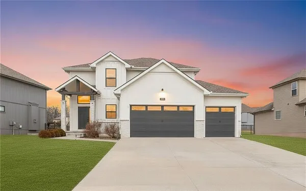 $459,900 | 1225 Hillmann Lane, Warrensburg, MO 64093