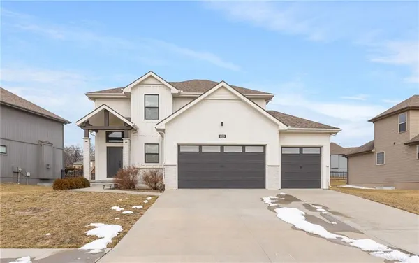 $459,900 | 1225 Hillmann Lane, Warrensburg, MO 64093