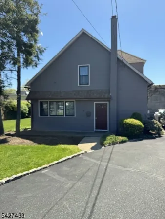 $3,500 | 4 Fairfield Avenue, West Caldwell, NJ 07006