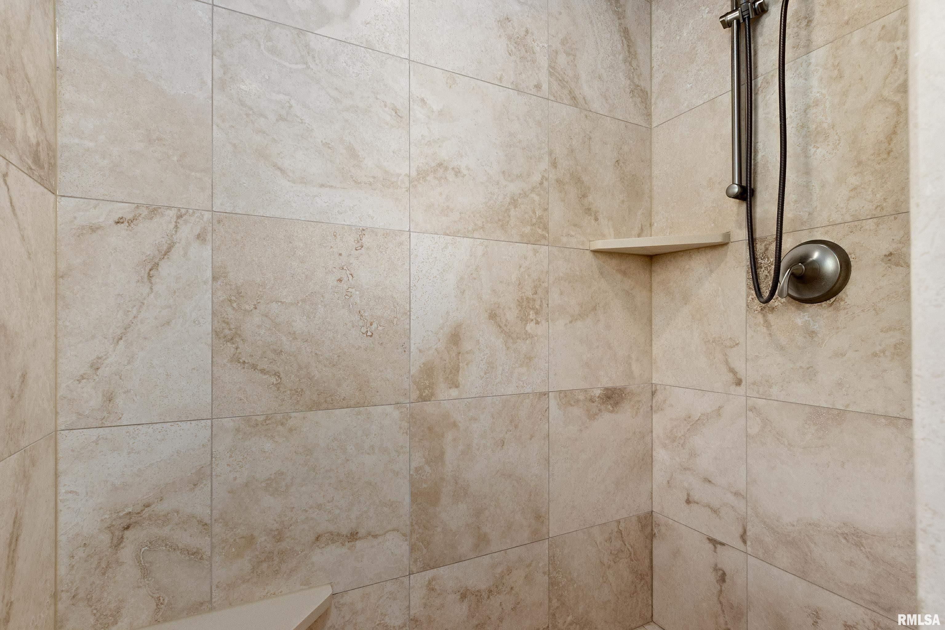 301 West Northgate Road Peoria, IL 61614 - Photo 33 of 49 Gallery Image 33