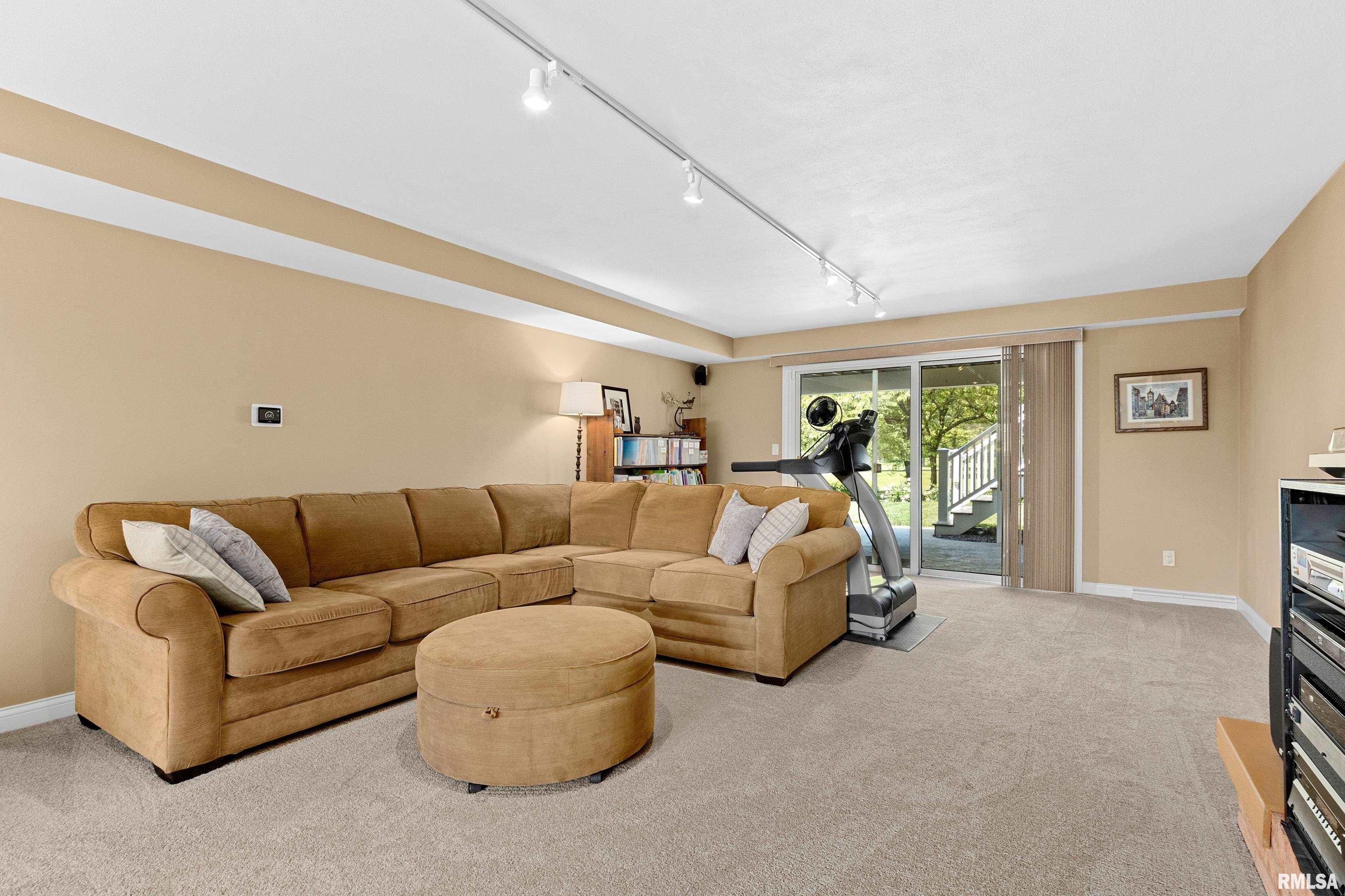 301 West Northgate Road Peoria, IL 61614 - Photo 43 of 49 Gallery Image 43