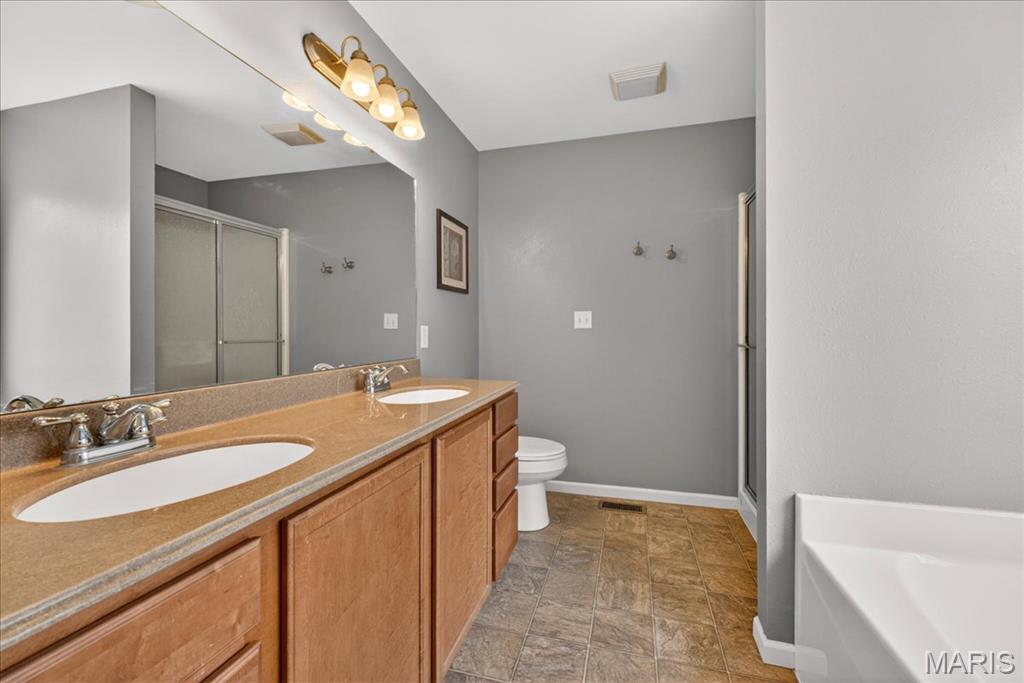 1104 Maplewood Lane Waterloo, IL 62298 - Photo 15 of 35