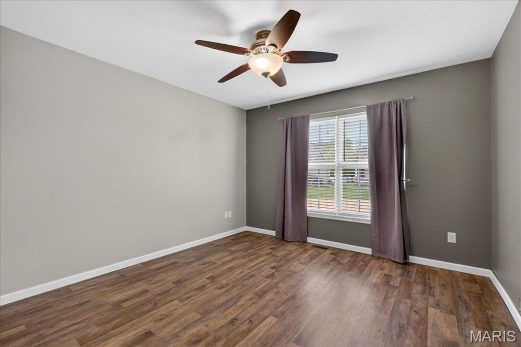 1104 Maplewood Lane Waterloo, IL 62298 - Photo 17 of 35