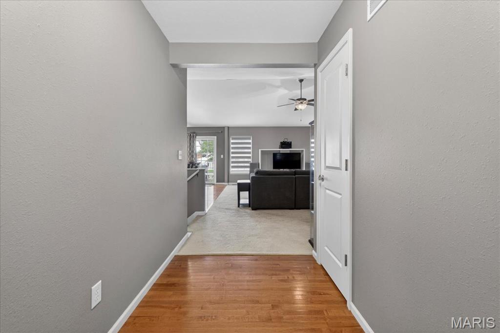 1104 Maplewood Lane Waterloo, IL 62298 - Photo 5 of 35