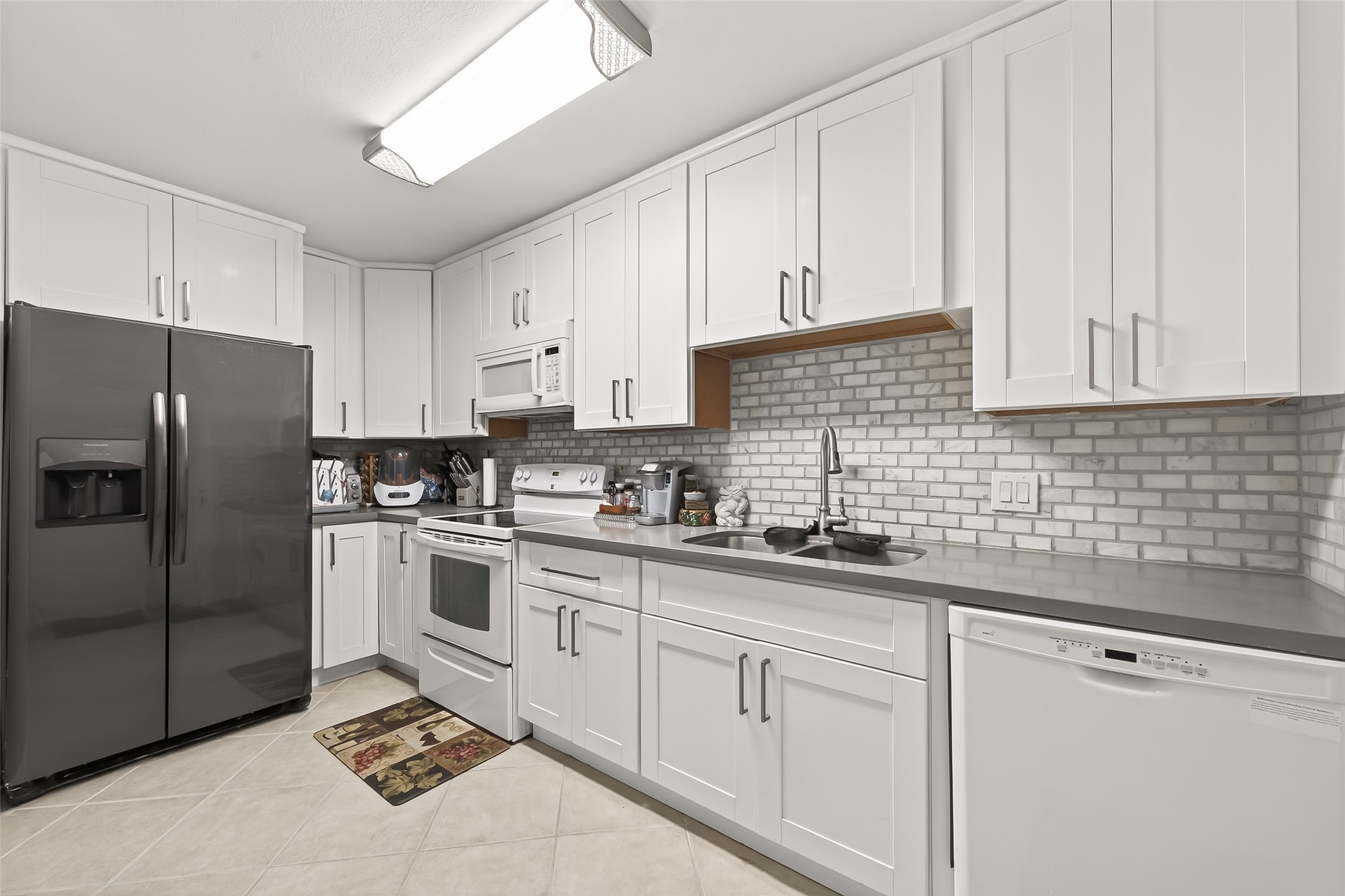 6541 Wanda Lane Houston, TX 77074 - Photo 15 of 37 Kitchen