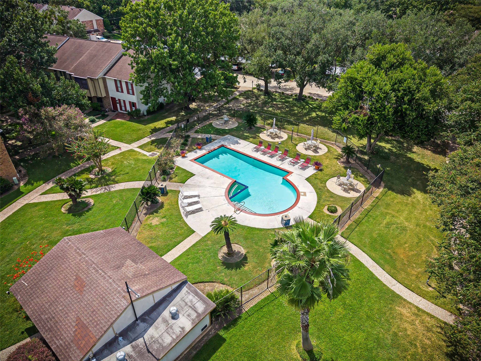 6541 Wanda Lane Houston, TX 77074 - Photo 35 of 37