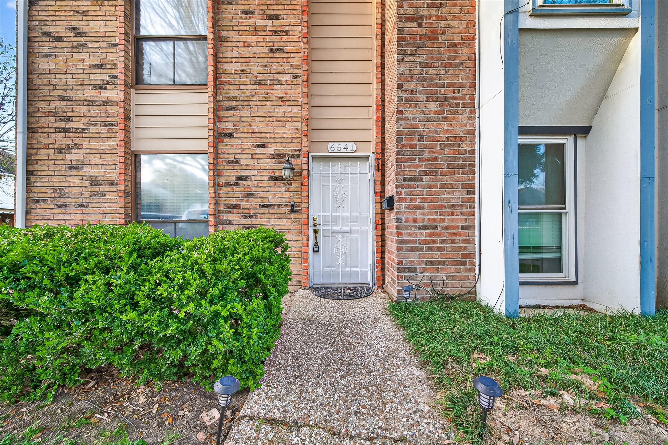 6541 Wanda Lane Houston, TX 77074 - Photo 5 of 37