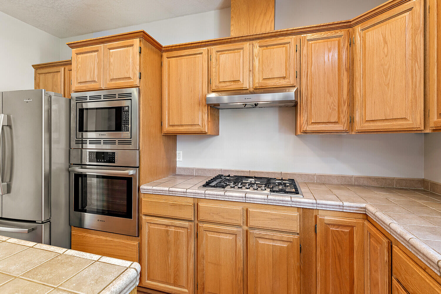 1045 Coral Ridge Eagle Point, OR 97524 - Photo 24 of 48