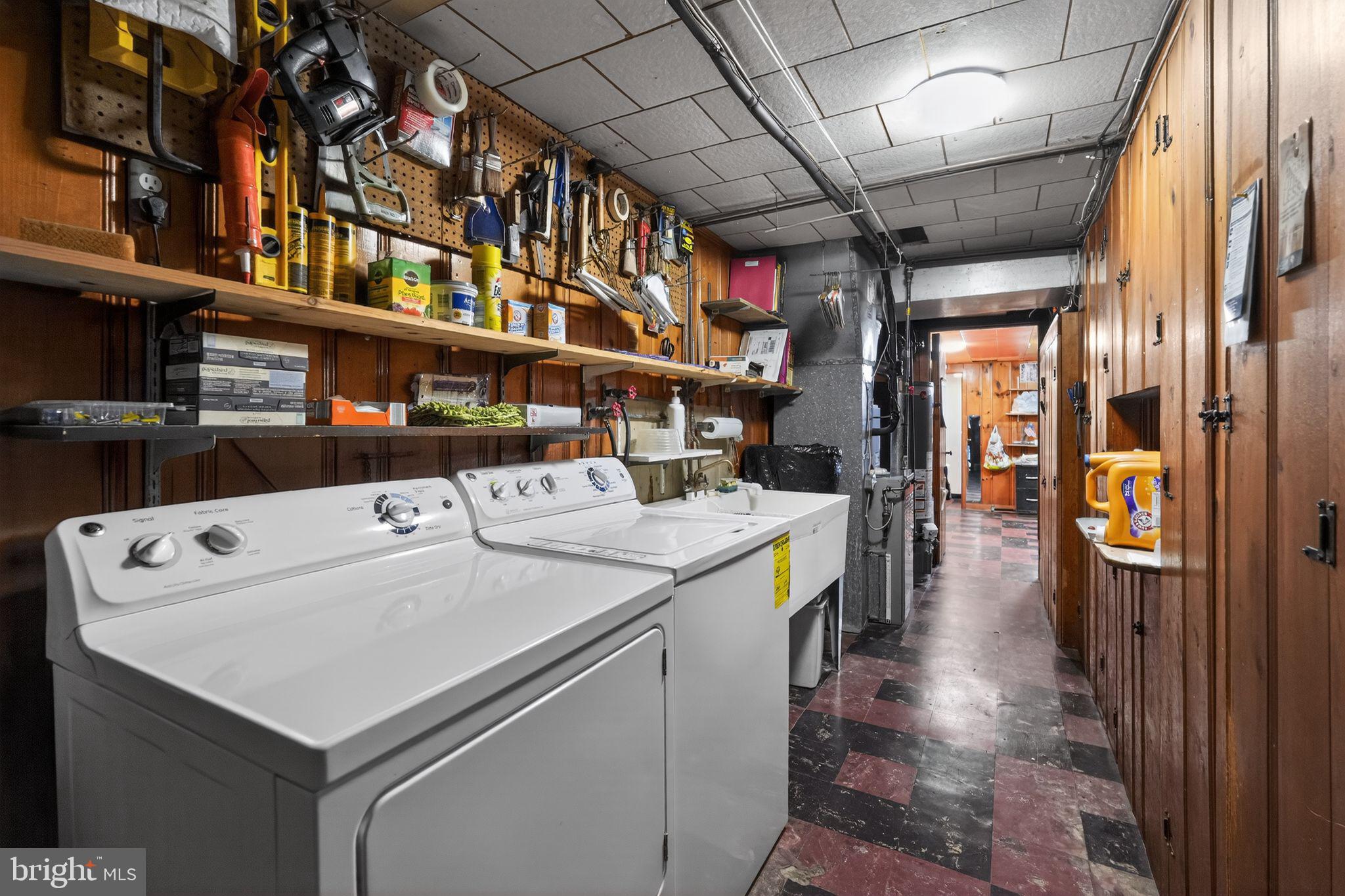 8238 Forrest Avenue Philadelphia, PA 19150 - Photo 26 of 29 a utility room with dryer and washer
