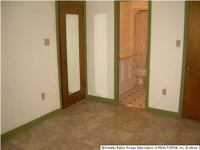 11011 Cal Road Baton Rouge, LA 70809 - Photo 9 of 15