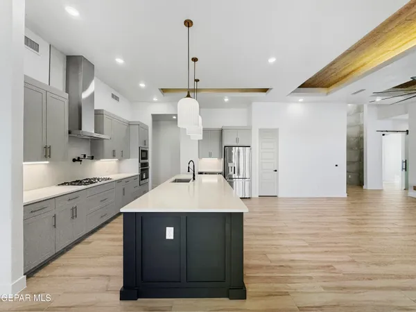 $748,000 | 5849 Valley Palm Drive, El Paso, TX 79932