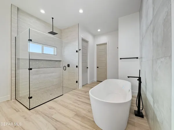 $748,000 | 5849 Valley Palm Drive, El Paso, TX 79932