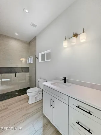 $748,000 | 5849 Valley Palm Drive, El Paso, TX 79932