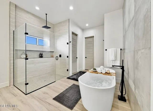 $759,500 | 5849 Valley Palm Drive, El Paso, TX 79932