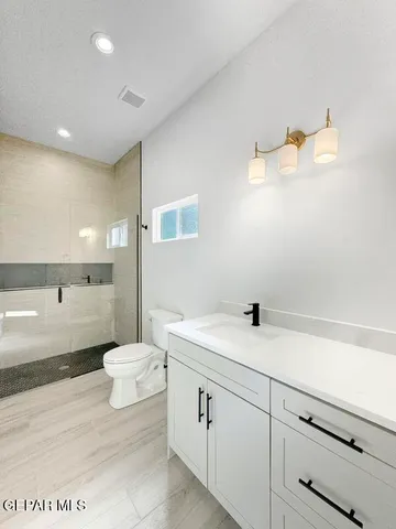 $759,500 | 5849 Valley Palm Drive, El Paso, TX 79932