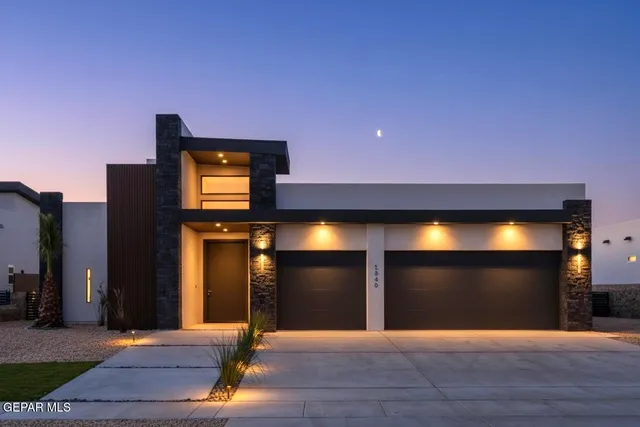 $759,500 | 5849 Valley Palm Drive, El Paso, TX 79932