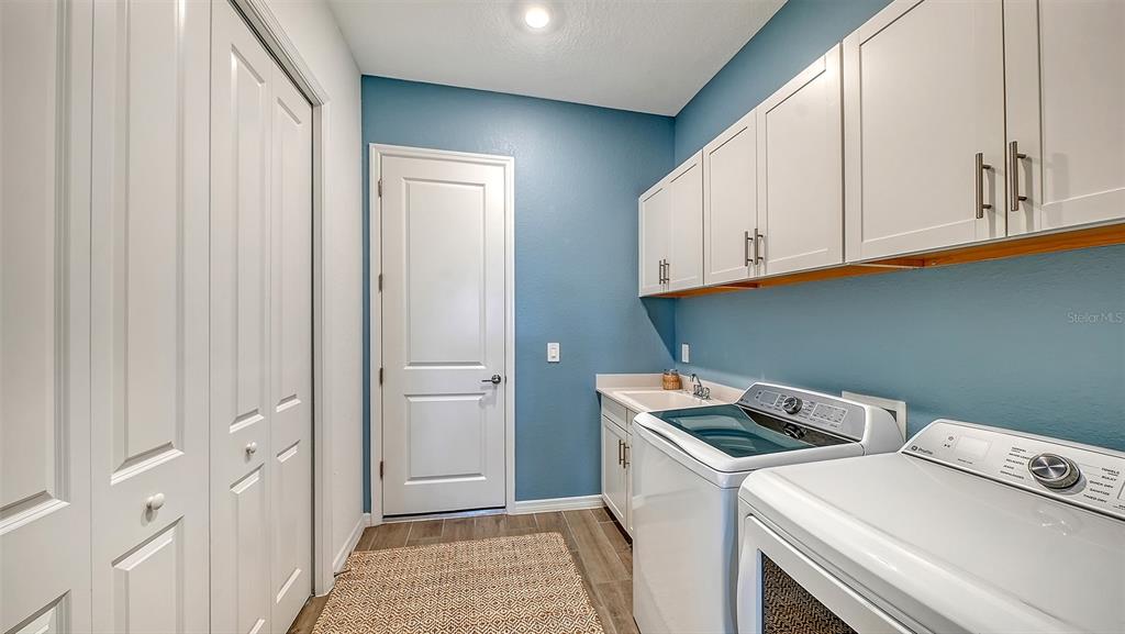 17140 Albatross Road Venice, FL 34293 - Photo 35 of 96