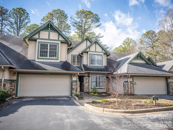 $739,000 | 47 Ridgetop Circle, Unit 202, Brevard, NC 28712