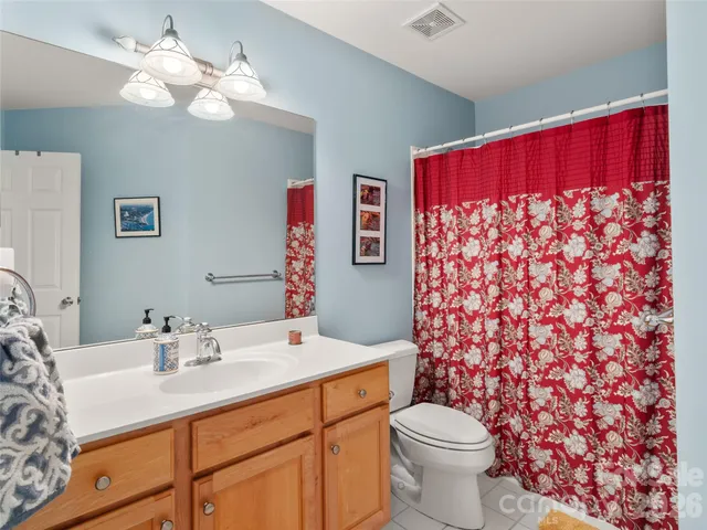 $739,000 | 47 Ridgetop Circle, Unit 202, Brevard, NC 28712