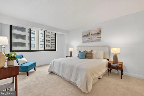 $649,000 | 4550 North Park Avenue, Unit 814, Chevy Chase, MD 20815