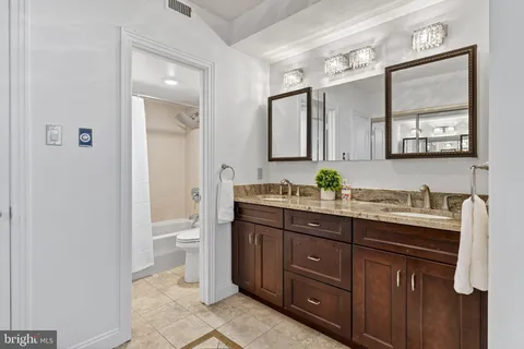 $649,000 | 4550 North Park Avenue, Unit 814, Chevy Chase, MD 20815