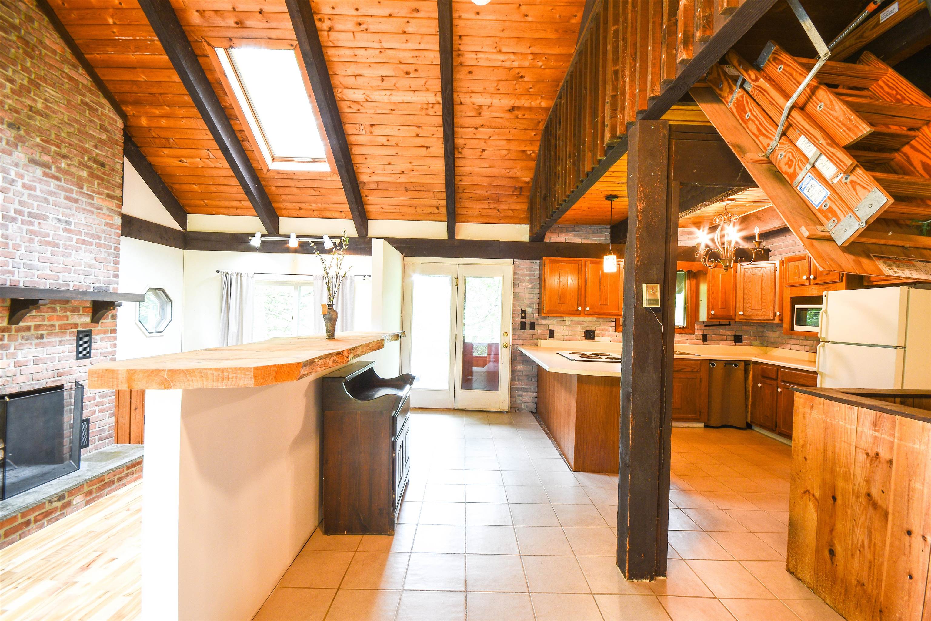 214 Valley View Road Shaftsbury, VT 05262 - Photo 5 of 40 Gallery Image 5