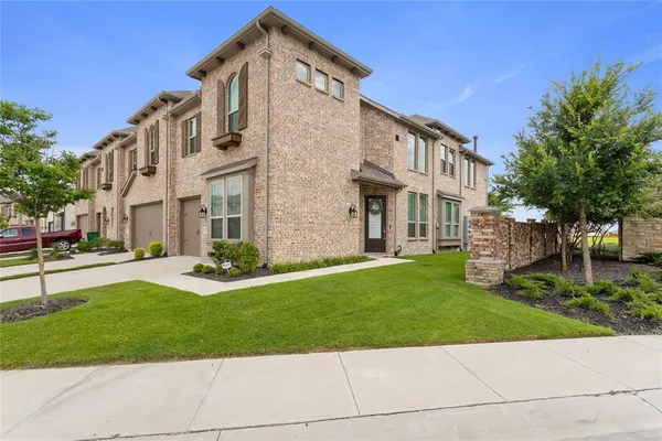 $320,000 | 1153 Queensdown Way, Forney, TX 75126