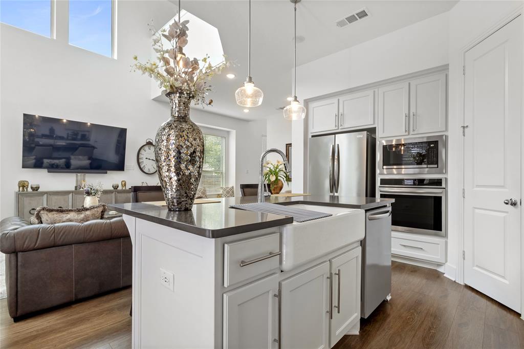 1153 Queensdown Way Forney, TX 75126 - Photo 5 of 18