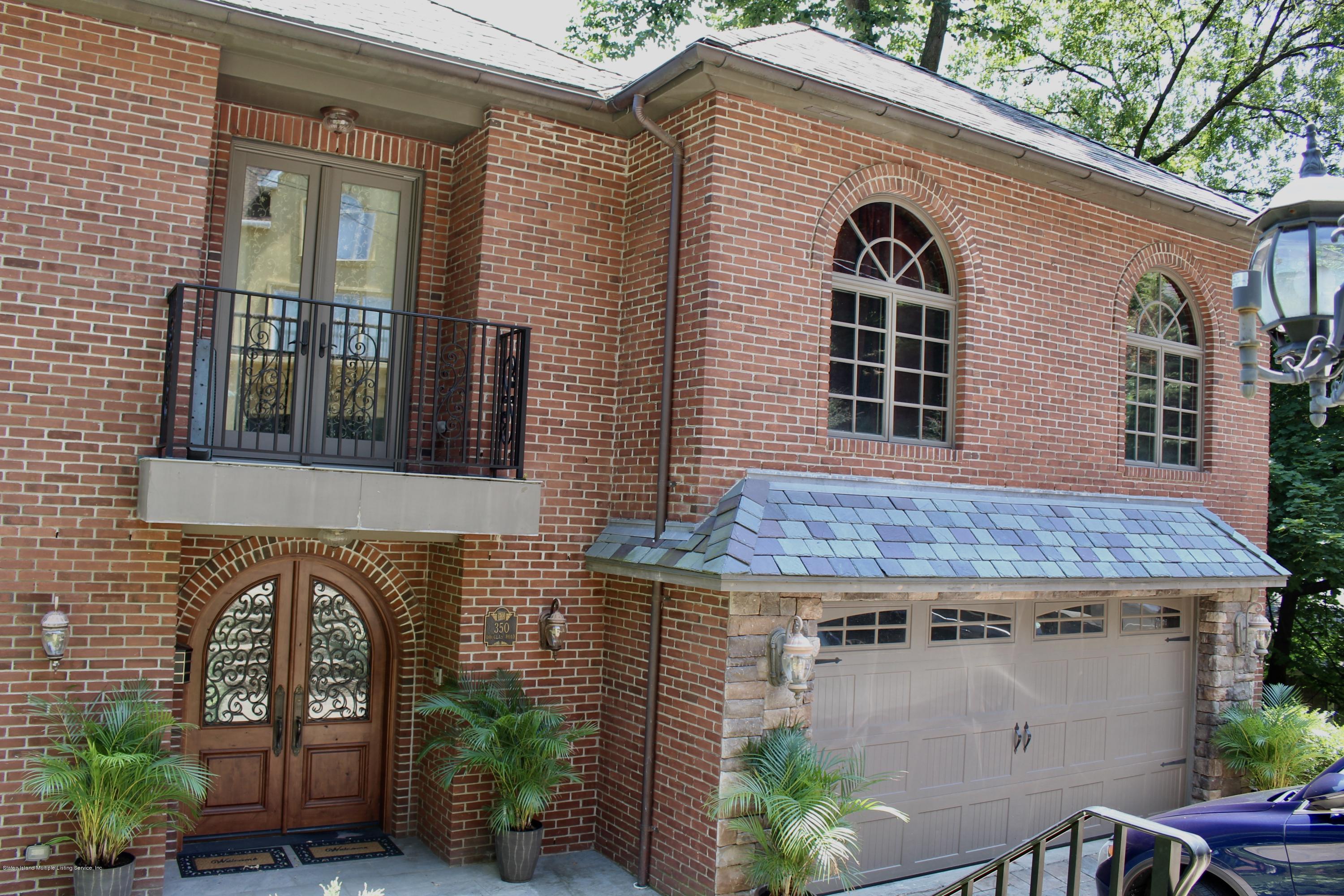 350 Douglas Road Staten Island, NY 10304 - Photo 7 of 121 fullsizeoutput_463a