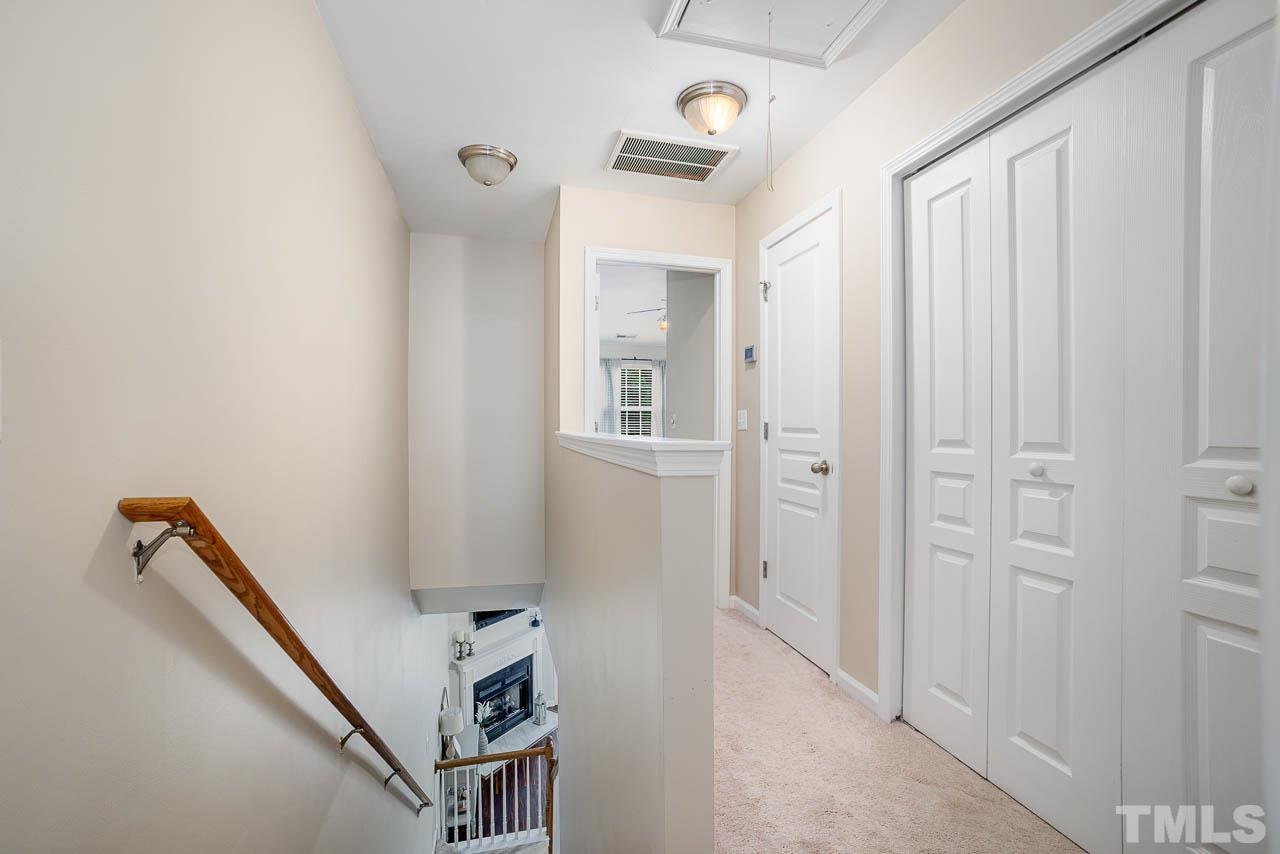 4323 Sugarbend Way Raleigh, NC 27606 - Photo 14 of 25 Gallery Image 14