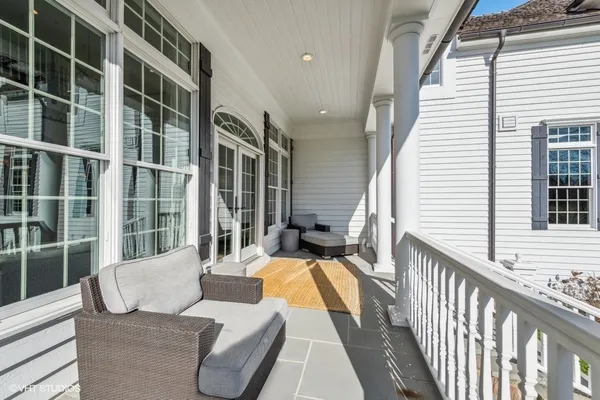 $1,995,000 | 383 West County Line Road, Barrington Hills, IL 60010