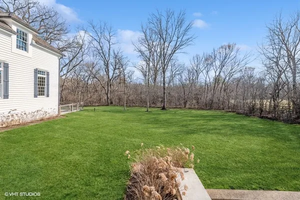 $1,995,000 | 383 West County Line Road, Barrington Hills, IL 60010