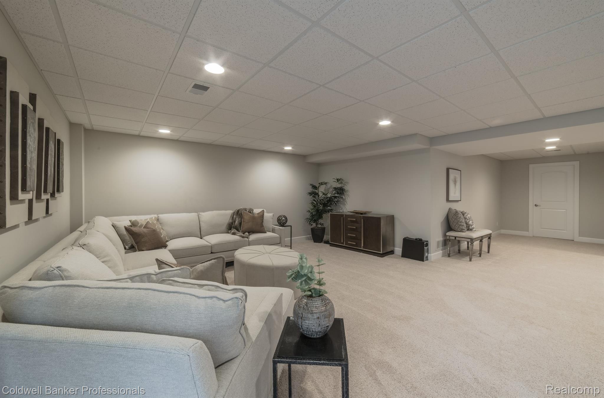 5494 Woodfall Road Clarkston, MI 48348 - Photo 43 of 58 5494 Woodfall-39.jpg