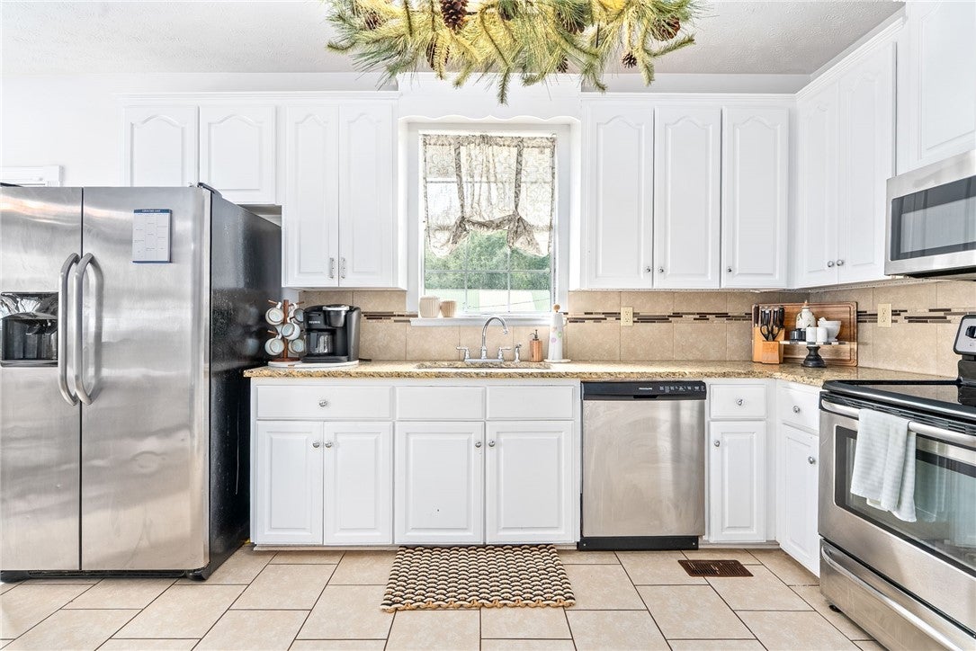 110 Pear Tree Road Auburn, AL 36830 - Photo 6 of 23 Gallery Image 6