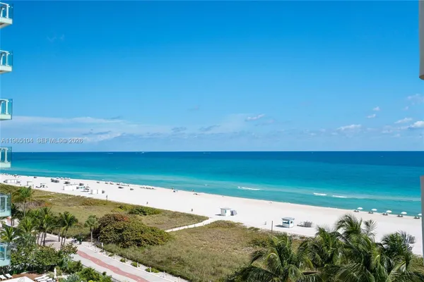 $10,900 | 5757 Collins Avenue, Unit 1006, Miami Beach, FL 33140