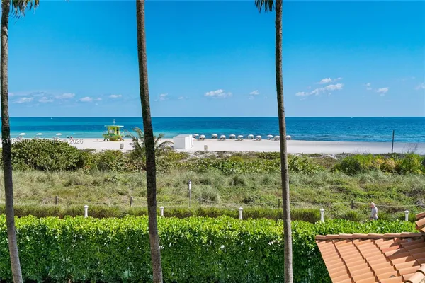 $10,900 | 5757 Collins Avenue, Unit 1006, Miami Beach, FL 33140