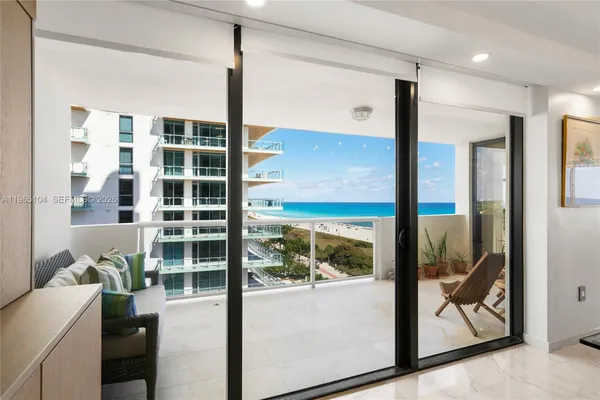 $10,900 | 5757 Collins Avenue, Unit 1006, Miami Beach, FL 33140