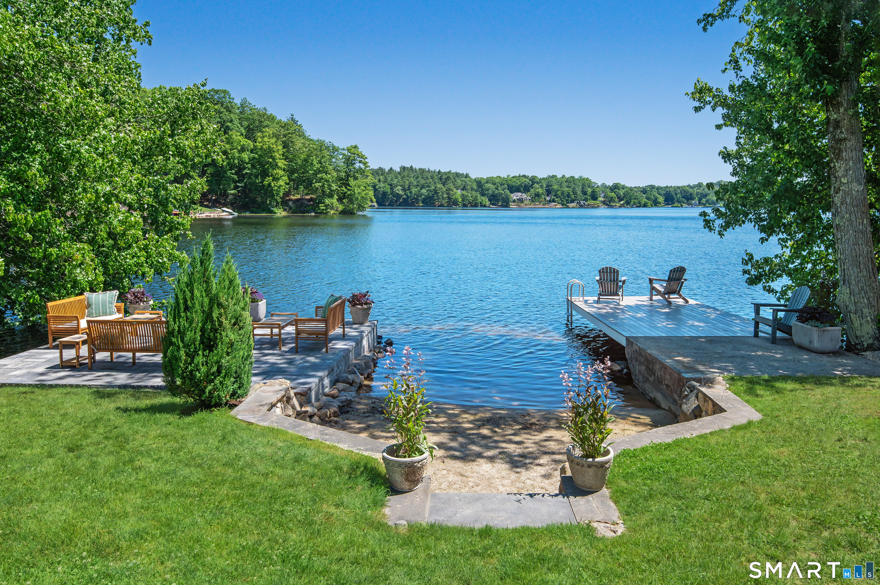 112 West Lake Road, Unit 112 Woodbury, CT 06798 - Photo 2 of 37
