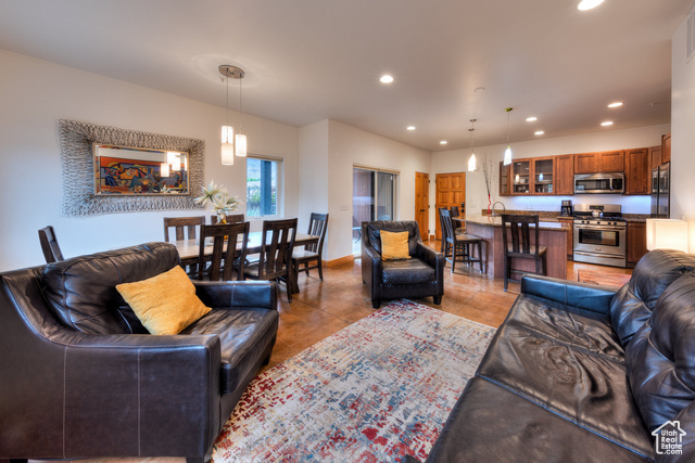 57 East Center Street, Unit 2 Moab, UT 84532 - Photo 4 of 31