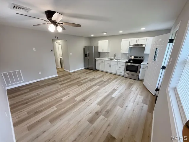 $170,000 | 604 North Henderson Street, Unit A&B, Salem, MO 65560