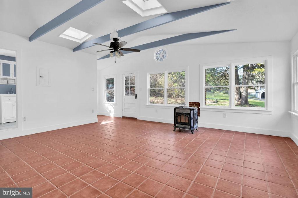496 Frenchman Pond Road Fort Valley, VA 22652 - Photo 13 of 77 Gallery Image 13