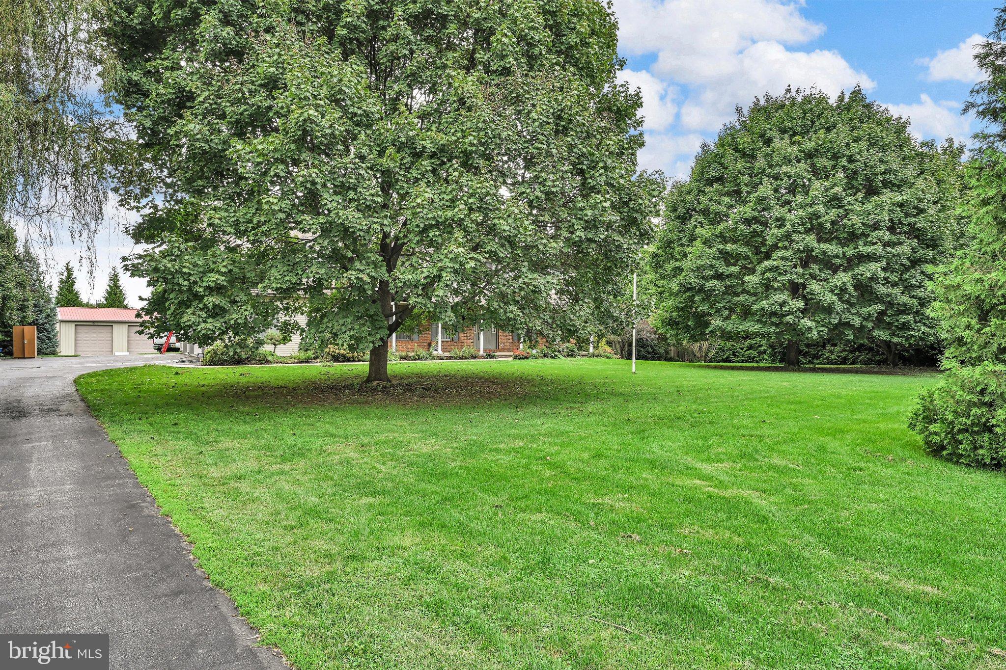 1420 Old Rohrerstown Road Lancaster, PA 17601 - Photo 11 of 72 Front Yard