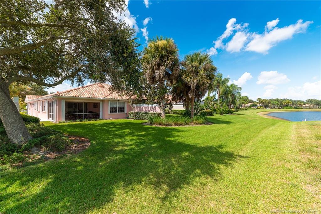 1075 Southwest Balmoral Trace Stuart, FL 34997 - Photo 14 of 15 Gallery Image 14