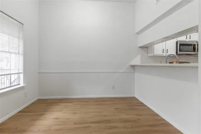 $1,025 | 812 Jefferson Avenue, Unit D, Cleveland, TX 77327