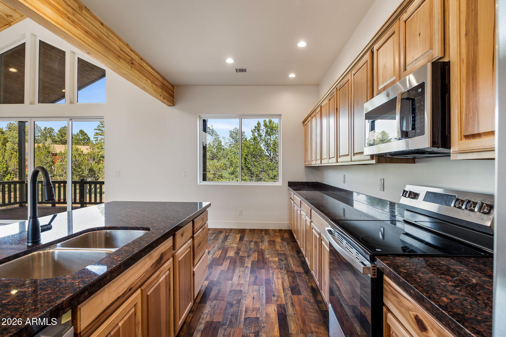 2759 Panther Circle Overgaard, AZ 85933 - Photo 15 of 45 2759PantherCir-Overgaard-AZ-15