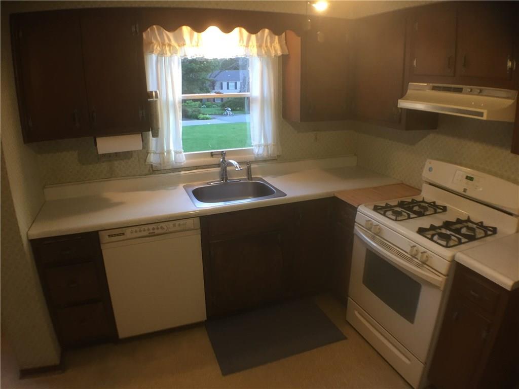 1228 Rolling Meadow Road Pittsburgh, PA 15241 - Photo 9 of 25 Gallery Image 9