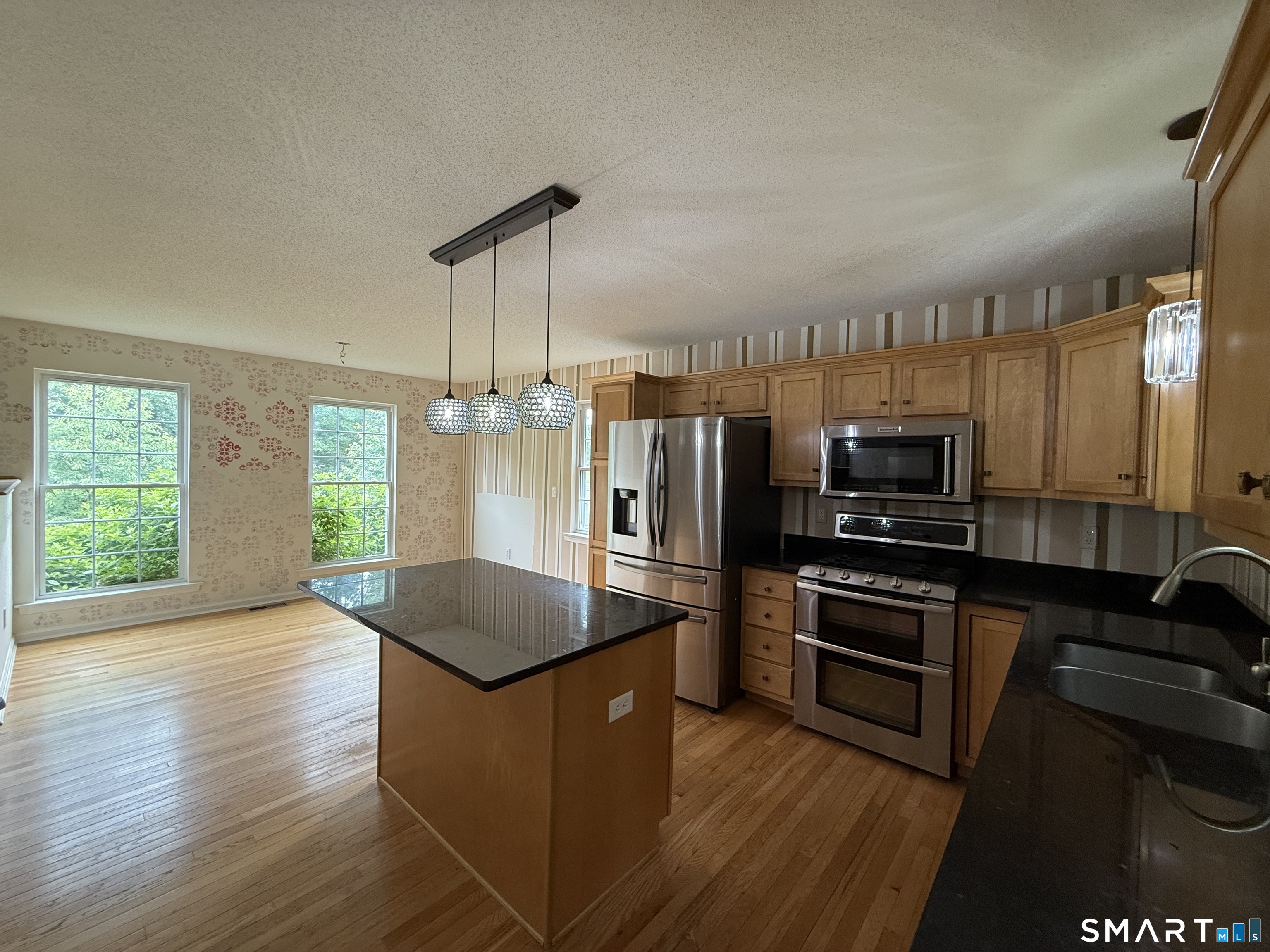 25 Meg Way Windsor Locks, CT 06096 - Photo 9 of 25